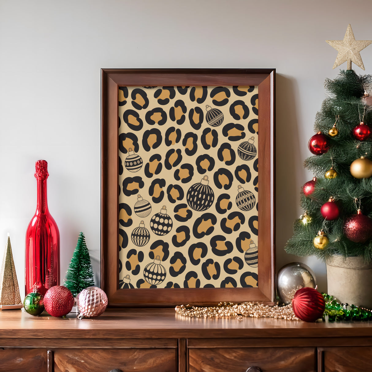 Leopard Bauble